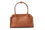 Lucky Bees Bolsa de Hombro Amelia Color Tan Cuero de Polivinilo 28x11x16 cm